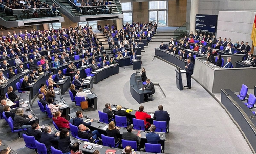 Bundestag debattiert über "Zustrombegrenzungsgesetz" am 31.01.2025