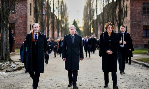 Olaf Scholz im KZ Auschwitz am 27.01.2025