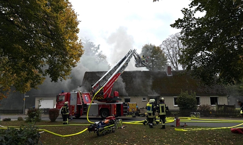 Am Samstagvormittag brannte ein Haus in Triangel.