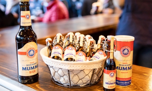 Während des Mumme-Monats verfeinern zahlreiche Gastronomen Speisen und Getränke mit der Braunschweiger Mumme.