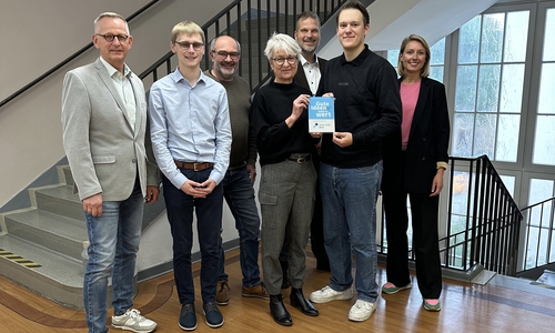 Dirk Neumann (Stiftungsvorstand), Tim Liebenow (Stiftungsverwaltung), Sven Volkers (Leitung Stiftungsverwaltung), Christiana Steinbrügge (Stiftungsvorstandsvorsitzende), Axel Szybay (Stiftungsvorstand) und Heide Gebhardt (Stiftungsverwaltung) (v. li.).