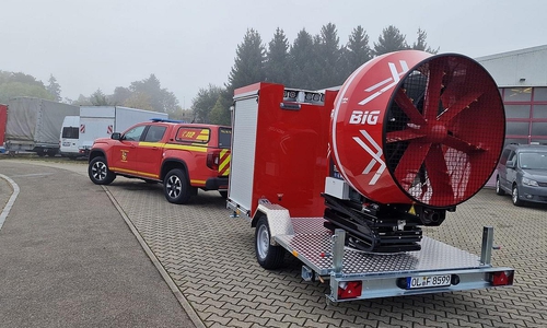 Kreisfeuerwehr Oldenburg erhält neuen mobilen Großlüfter (Archiv)