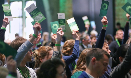 Abstimmung auf Grünen-Parteitag (Archiv)