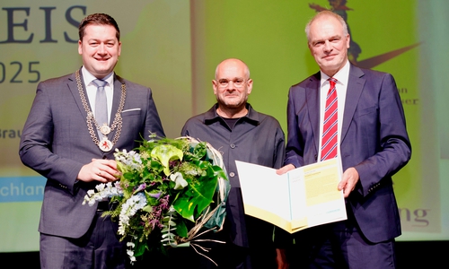 Jonas Lüscher wurde mit dem Wilhelm Raabe-Literaturpreis ausgezeichnet.