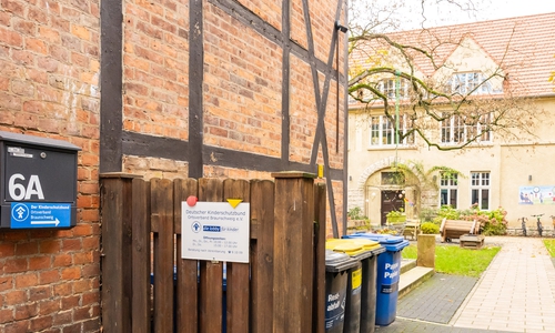 Kinderschutzbund hinter der Magnikirche in Braunschweig.