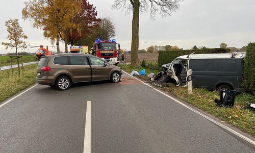 schwer beschädigter Seat (Archiv)