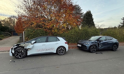 Beschädigte PKW (Archiv)