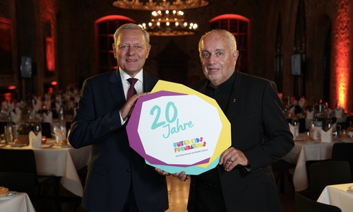 Jürgen Brinkmann (li.) mit mit Robert Lübenoff.