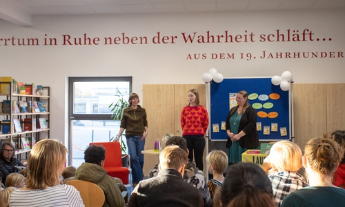 Zum bundesweiten Vorlesetag letzte Woche wurde es laut in der Stadtbücherei Wolfenbüttel.