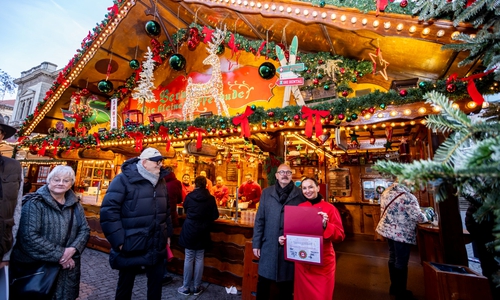 Die Jury verlieh in diesem Jahr einen Sonderpreis an den etablierten Teilnehmer „Die kleine Pufferbude“ für die neue aufwendige Giebelgestaltung.