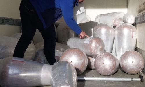 Der Zoll stoppte auf der A2 einen Transporter, der Dönerspieße geladen hatte. 