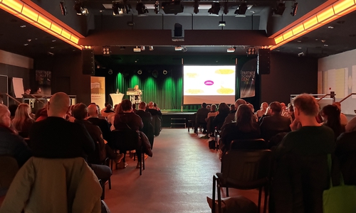 Dr. Franziska Schroeter präsentierte die wichtigsten Ergebnisse der aktuellen Mitte-Studie der Friedrich-Ebert-Stiftung.