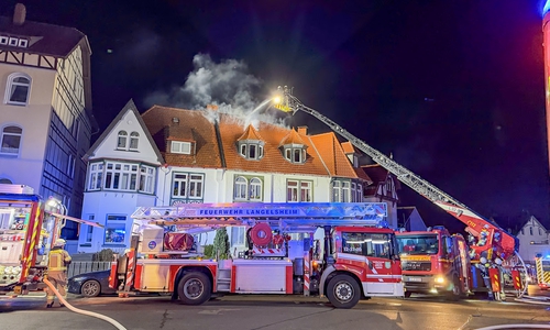In einem Mehrfamilienhaus war ein Feuer ausgebrochen. 
