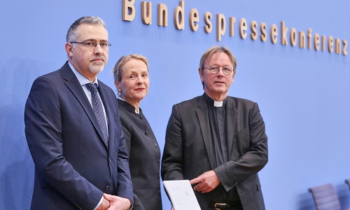 PK Kritische Fragen an die neue strategische Rüstungsexportpolitik der Bundesregierung am 17.12.2025