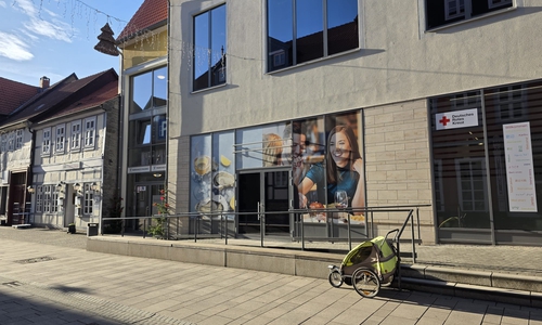 Die Fläche zum Großen Zimmerhof links neben der DRK-Tafel soll von der Stadtverwaltung genutzt werden.