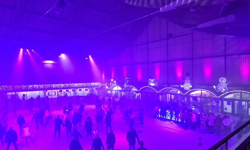 Bald werden wieder Schlager-Fans in die Eissporthalle gelockt.