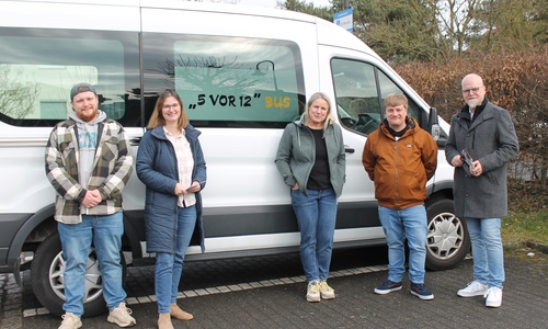 Sozialarbeiter Ole Janßen, Sozialkoordinatorin Jennifer Adel, Agnes Deutsch vom Jobcenter Helmstedt, Sozialarbeiter Boris Stephan und Tobias Breske, Verwaltungsleitung der Gemeinde Lehre.
