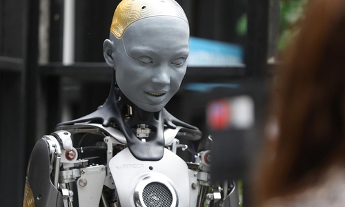 Roboter (Archiv)