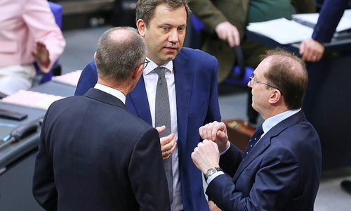 Friedrich Merz, Lars Klingbeil Alexander Dobrindt (Archiv)