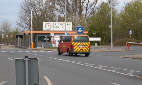 In Salzgitter ist am Sonntag ein Kleinflugzeug über dem Werksgelände der Salzgitter AG abgestürzt.