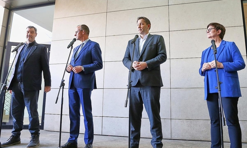 Koalitionsverhandlungen zwischen Union und SPD (Archiv)