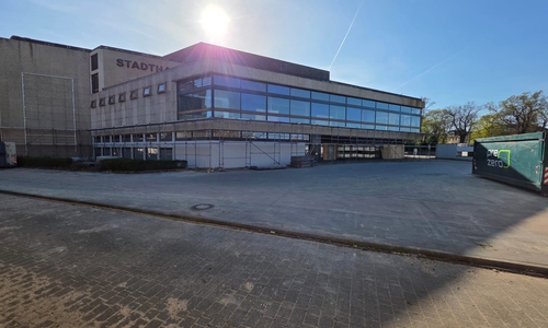 Die Stadthalle wird umfassen saniert.