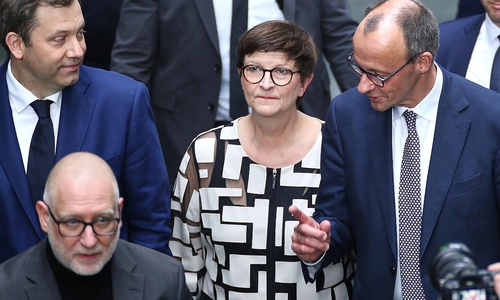 Saskia Esken, Lars Klingbeil und Friedrich Merz am 09.04.2025