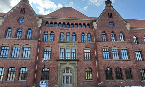 Das denkmalgeschützte Gebäude der ehemaligen Samsonschule in Wolfenbüttel.