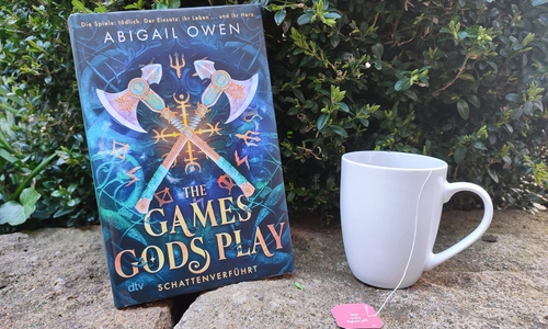 Der Buchclub „Books & Tea“ geht mit dem Fantasybuch „The Games Gods Play“ von Abigail Owen in die zweite Runde.