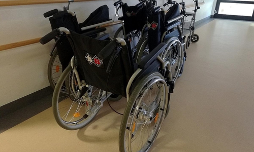 Rollstühle im Krankenhaus (Archiv)