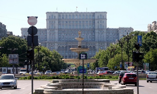Parlamentspalast in Bukarest (Archiv)