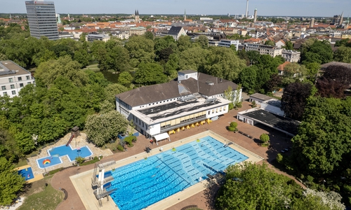Im Freibad Bürgerpark wurde am heutigen Freitag die Freibadsaison eröffnet. 