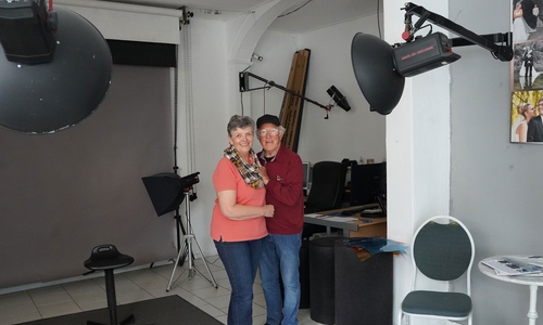Marita und Wolfgang Poppe in ihrem Fotostudio.