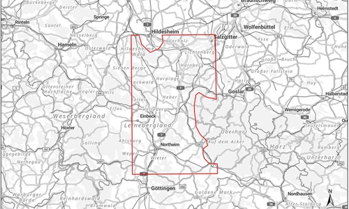 Das rot eingegrenzte Erlaubnisfeld „Leine-Salz“ erstreckt sich von Herzberg im Südosten bis Hildesheim im Nordwesten.
