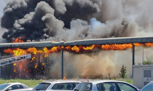 Das Feuer konnte nur von einer Seite aus bekämpft werden.