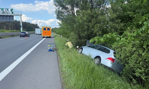Der Wagen musste geborgen werden.