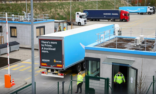 Auch am Standort Rheinberg hat Amazon bereits einen LKW-Parkplatz gebaut.