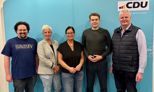  Ronald Matar, Kathleen Radeck, Veronika Bode MdL, Philipp Barfels, Volker Meier (Helmstedter Vertreter im Landesvorstand).