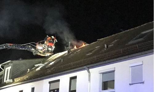 Am Sonntag kam es zu zwei Bränden im Braunschweiger Stadtgebiet.