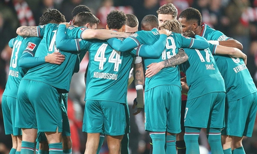 Mannschaftskreis vom FC Augsburg (Archiv)
