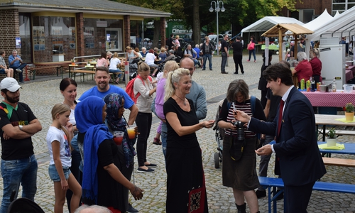 So sah es beim vorigen Hoffest auf dem Gelände des ehemaligen Roto-Werks aus: Action in jedem Winkel. Diesmal ist das Programm zum Lavie-Jubiläum nochmal aufgestockt worden.