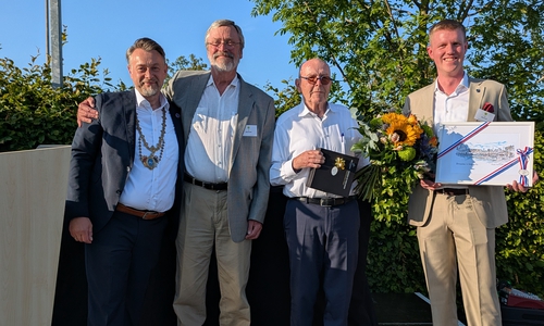Ivica Lukanic, Jan Michalski (Kenosha), Micheale henke (Schaufenster) und Leon Bischoff (WSV).