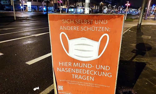 Hinweis auf Mund-Nasen-Schutz (Archiv)