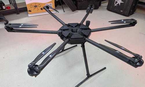 Die HIGHDRA-Drohne ist Europas erste zertifizierte Multirotor-Drohne in der C3-Klasse, die nicht aus China kommt.