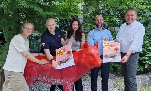 Freuen sich auf das Sommerfest: v.l. Gabriele Friedrich (IGM Wolfsburg); Felix Walzog (Eventagentur Blome & Pillardy), Lea-Sophie Stephan (Eventagentur Blome & Pillardy), Christian Matzedda (Zweiter Bevollmächtigter IG Metall Wolfsburg), Matthias Disterheft (Kassierer und Geschäftsführer IG Metall Wolfsburg).