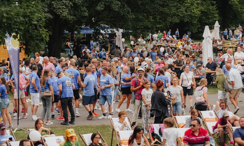 Über 10.000 Teilnehmer und Besucher verwandelten den Braunschweiger Bürgerpark in eine riesige Charity-Arena.