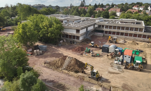 Auf dem Gelände des Julianum-Gymnasiums entsteht ein moderner Sportcampus.