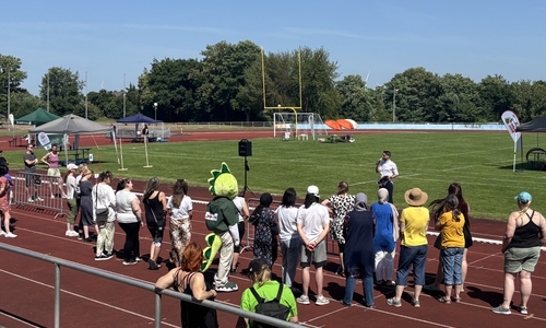 Die erste Familien-Olympiade kam bei den Teilnehmern gut an.