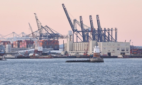 Industrieanlagen (Archiv)