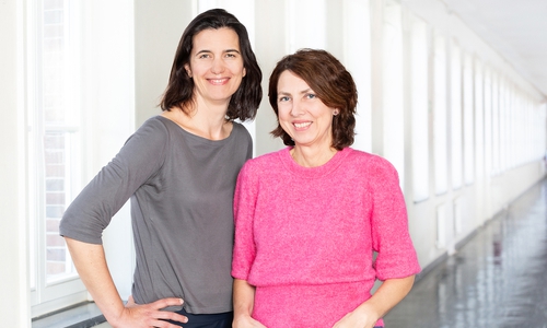 Gemeinsam gegen DNA-Viren: DEEP-DV Sprecherinnen Prof. Dr. Melanie Brinkmann (TU Braunschweig) und Prof. Dr. Nicole Fischer (UKE).